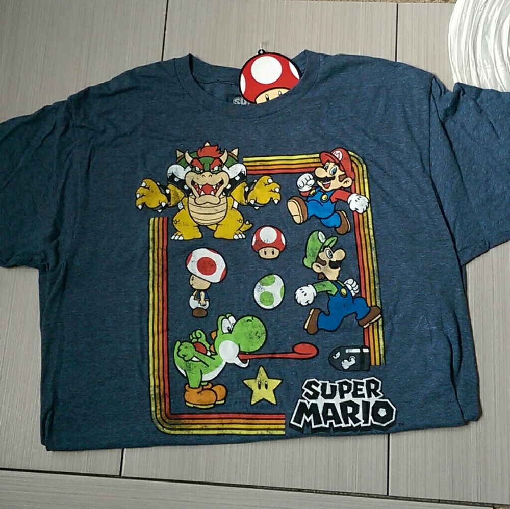 Super mario graphic tee